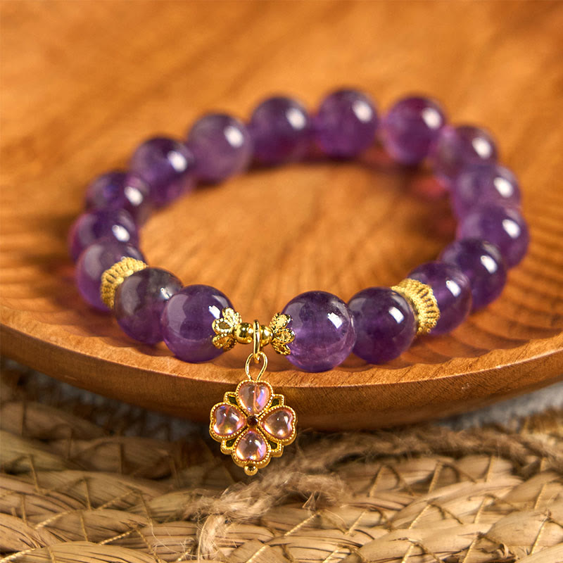 10 mm Amethyst-Kommunikationsarmband mit vierblättrigem Kleeblatt
