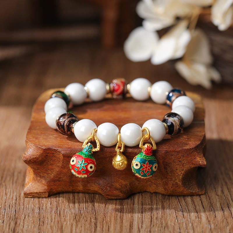 10 mm Liuli-Glas-Charm-Armband mit spirituellem Charme für Wohlstand