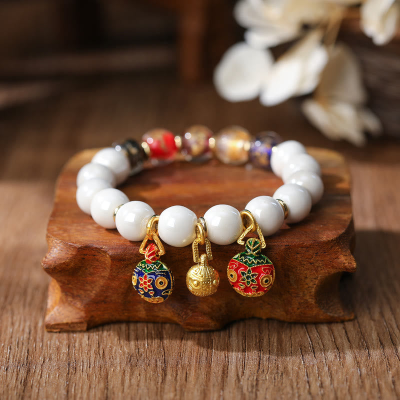 10 mm Liuli-Glas-Charm-Armband mit spirituellem Charme für Wohlstand
