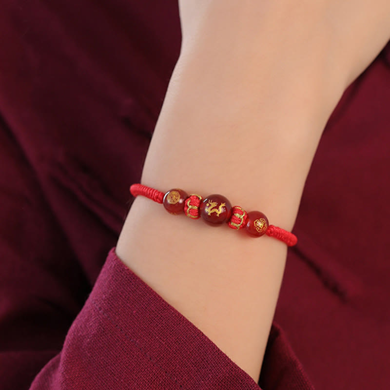 10 mm rotes Achat-Schutzarmband mit chinesischem Sternzeichen
