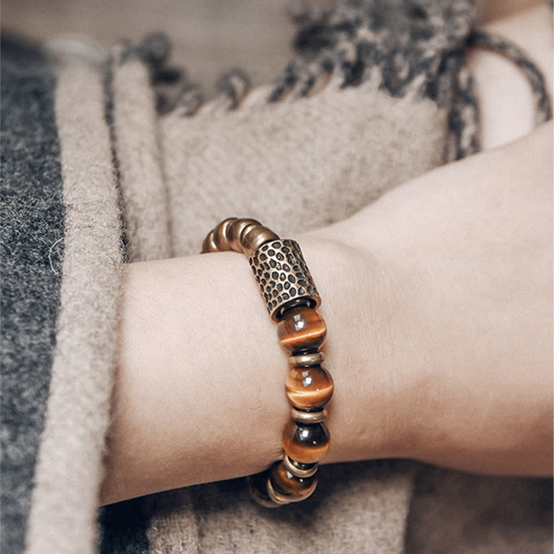 10 mm Tigerauge-Schutzarmband mit Kupferakzenten