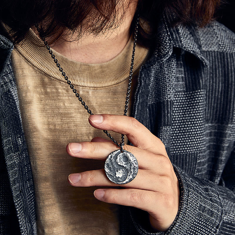 990 Sterling Silver Yin Yang Hammer Texture Harmony Necklace