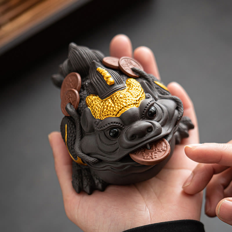 11 cm große Feng-Shui-Froschfigur aus violettem Ton mit Kupfermünzen