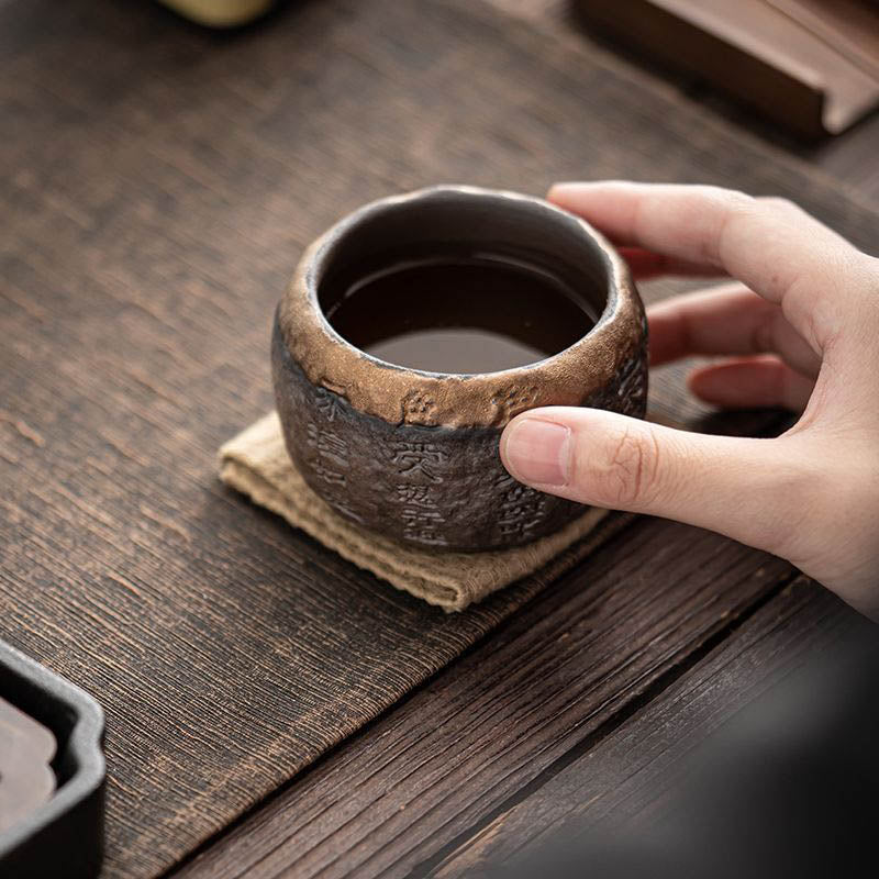 130 ml Keramik-Kung-Fu-Teetasse mit Herz-Sutra-Gravur