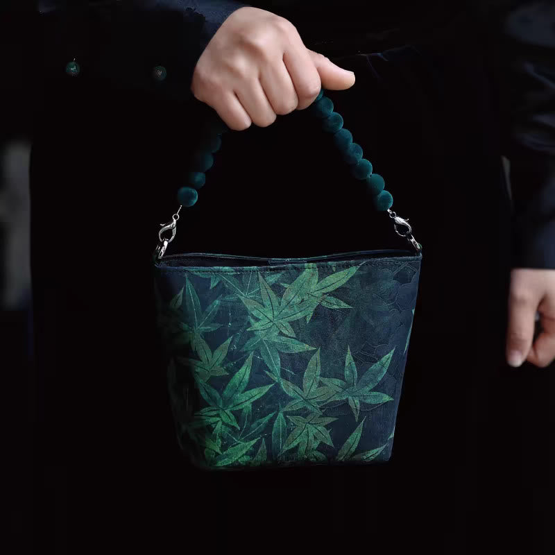 14 cm große Umhängetasche mit spiritueller Metallkette und Schmetterlingsdesign