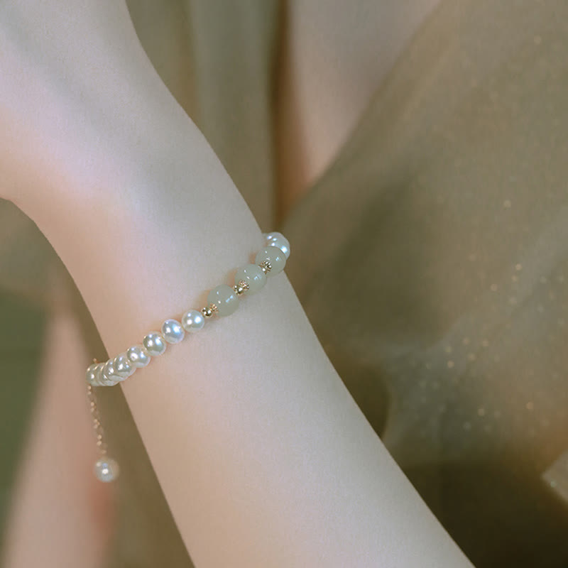 14 Karat vergoldetes Perlenarmband aus Hetian-Jade für Harmonie