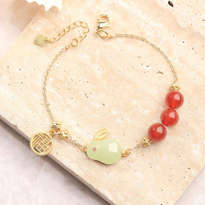 15 cm großes Armband mit Glücksschnalle aus rotem Achat und Jade mit Kaninchenmotiv