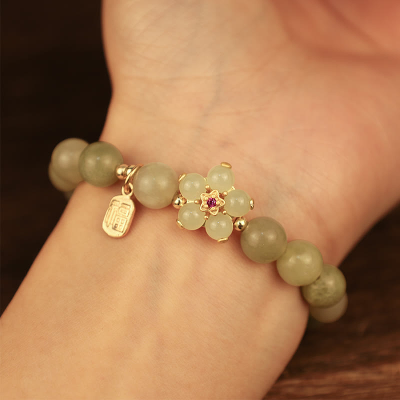 14–16 cm großes Glücksarmband mit grüner Jadeblume und Fu-Charakter