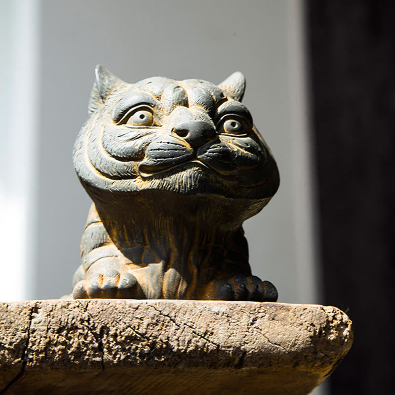 Handmade 9cm Tiger Iron Powder Spiritual Statue