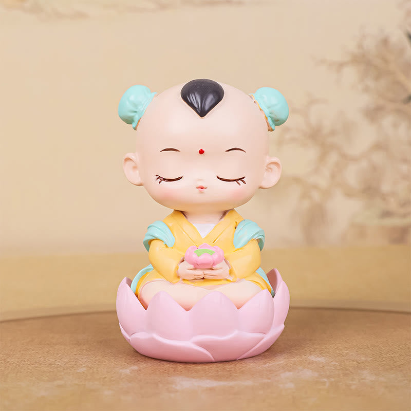 Meditation Avalokitesvara Resin Statue with Boy and Girl Figurines