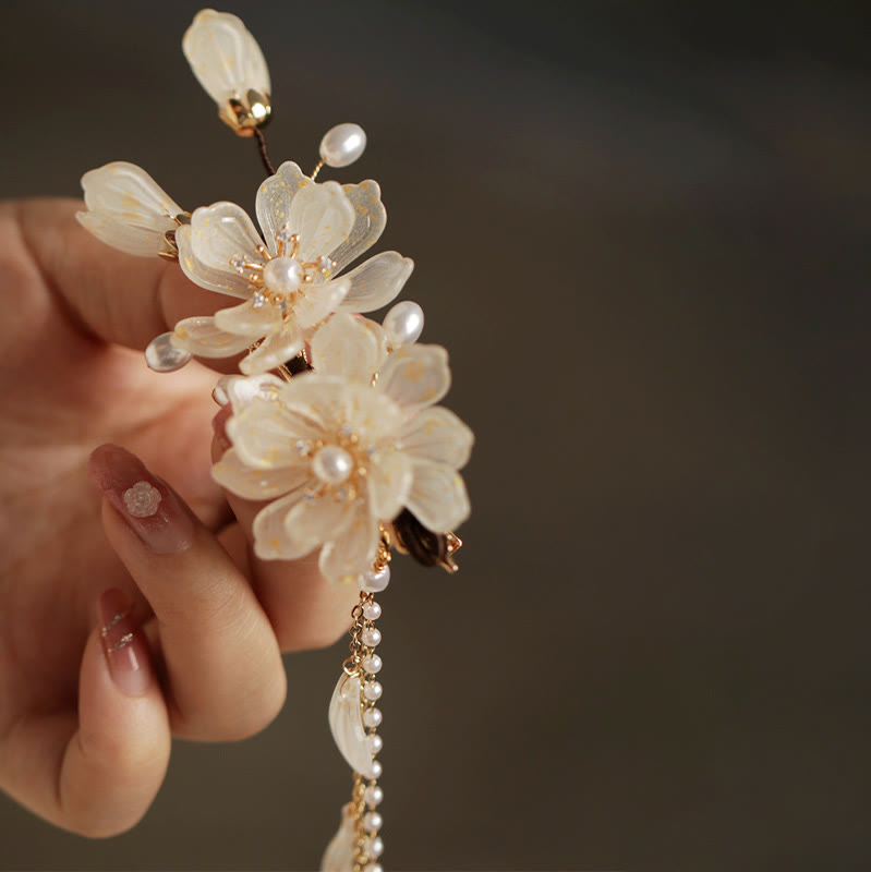Traditional Chinese Magnolia Tassel Hair Clip Elegant Jewelry