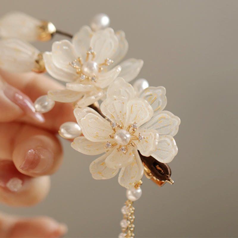 Traditional Chinese Magnolia Tassel Hair Clip Elegant Jewelry