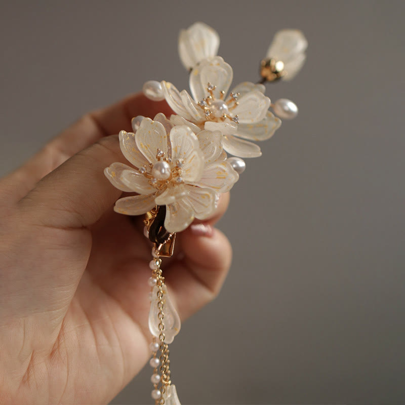 Traditional Chinese Magnolia Tassel Hair Clip Elegant Jewelry