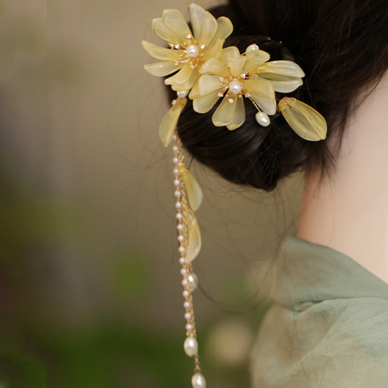 Traditional Chinese Magnolia Tassel Hair Clip Elegant Jewelry