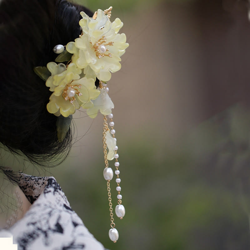 Traditional Chinese Magnolia Tassel Hair Clip Elegant Jewelry