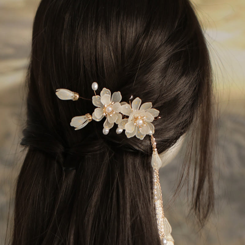 Traditional Chinese Magnolia Tassel Hair Clip Elegant Jewelry