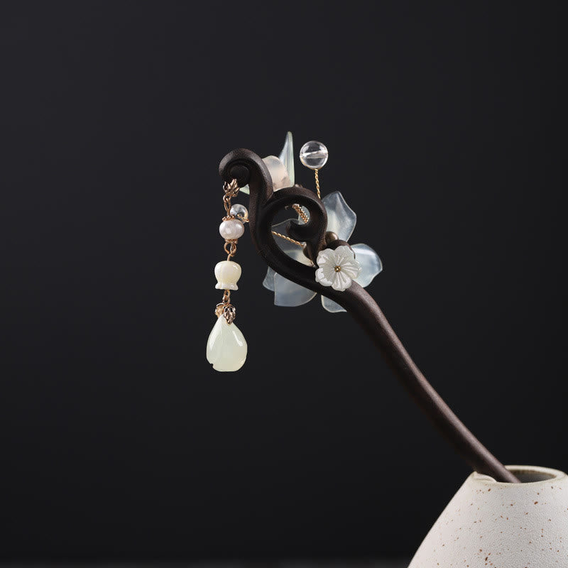 Ebony Jade Shell Magnolia Tassel Chinese Hairpin