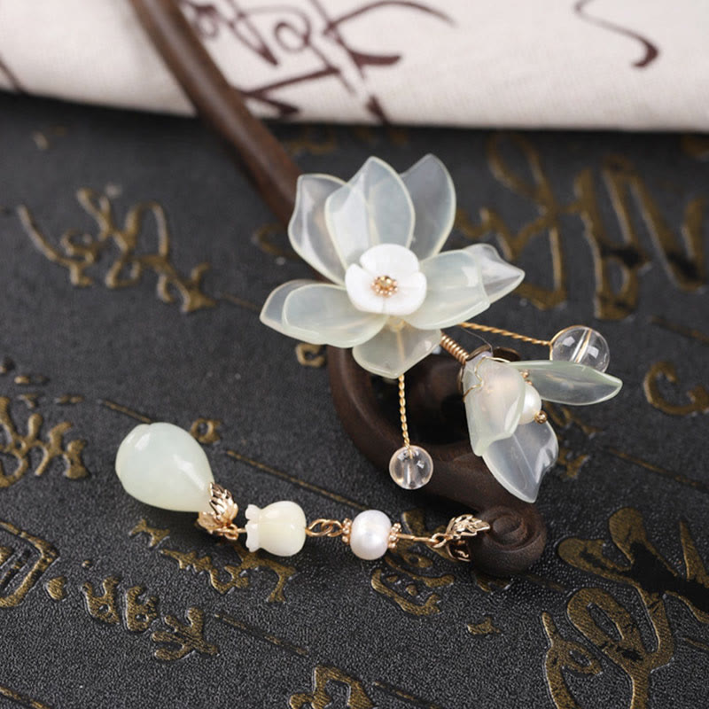 Ebony Jade Shell Magnolia Tassel Chinese Hairpin