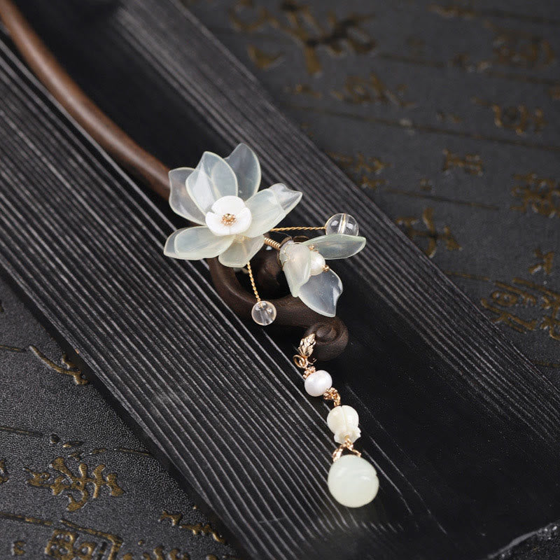 Ebony Jade Shell Magnolia Tassel Chinese Hairpin