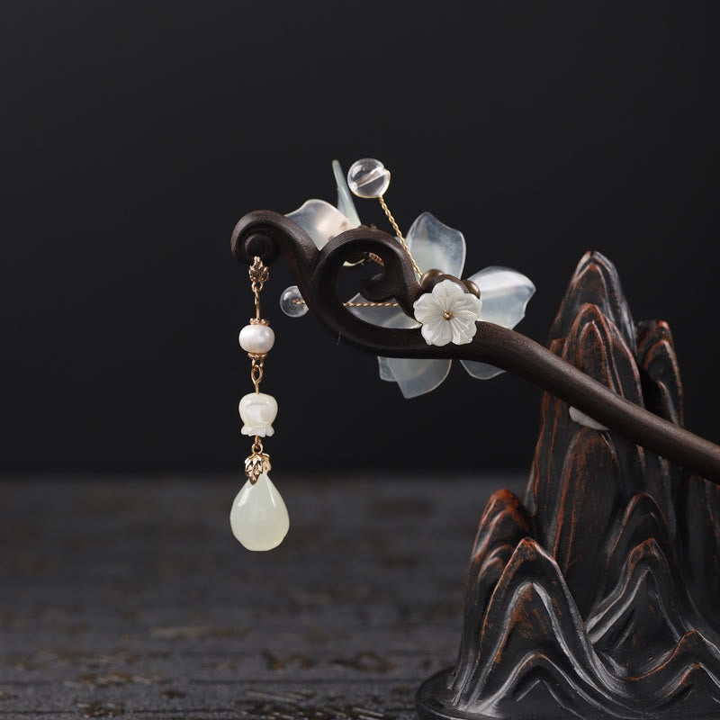 Ebony Jade Shell Magnolia Tassel Chinese Hairpin