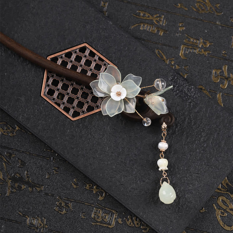 Ebony Jade Shell Magnolia Tassel Chinese Hairpin