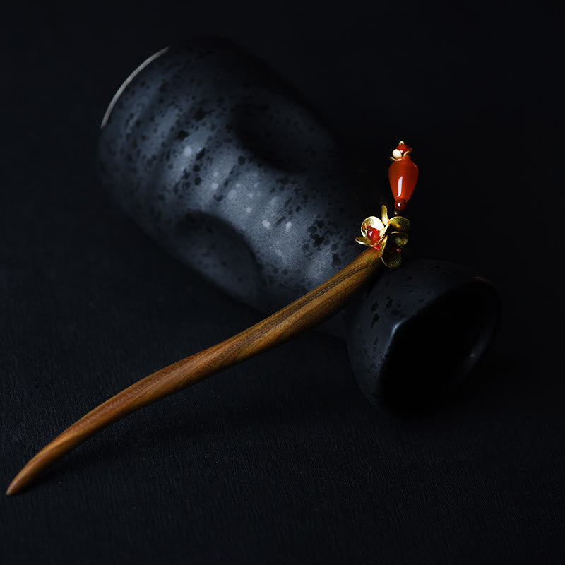Green Sandalwood Chinese Hairpin for Soothing Harmony