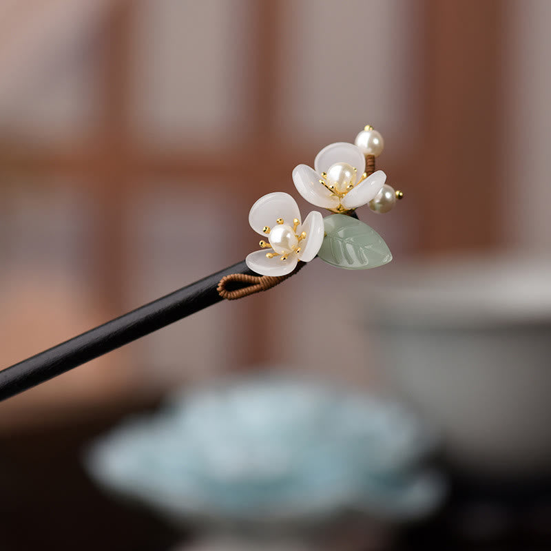 Magnolia Pearl Spiritual Protection Hairpin with Grain Wood