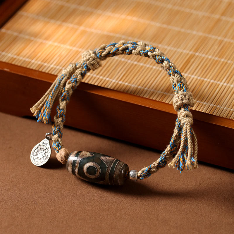 Unisex Dzi Bead Agate Bracelet - Wealth and Protection