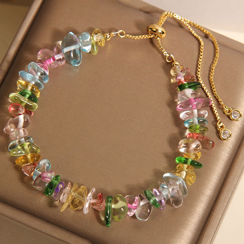 Schutzarmband aus gemischten Kristallen mit klarem Quarz und blauen Kristallen