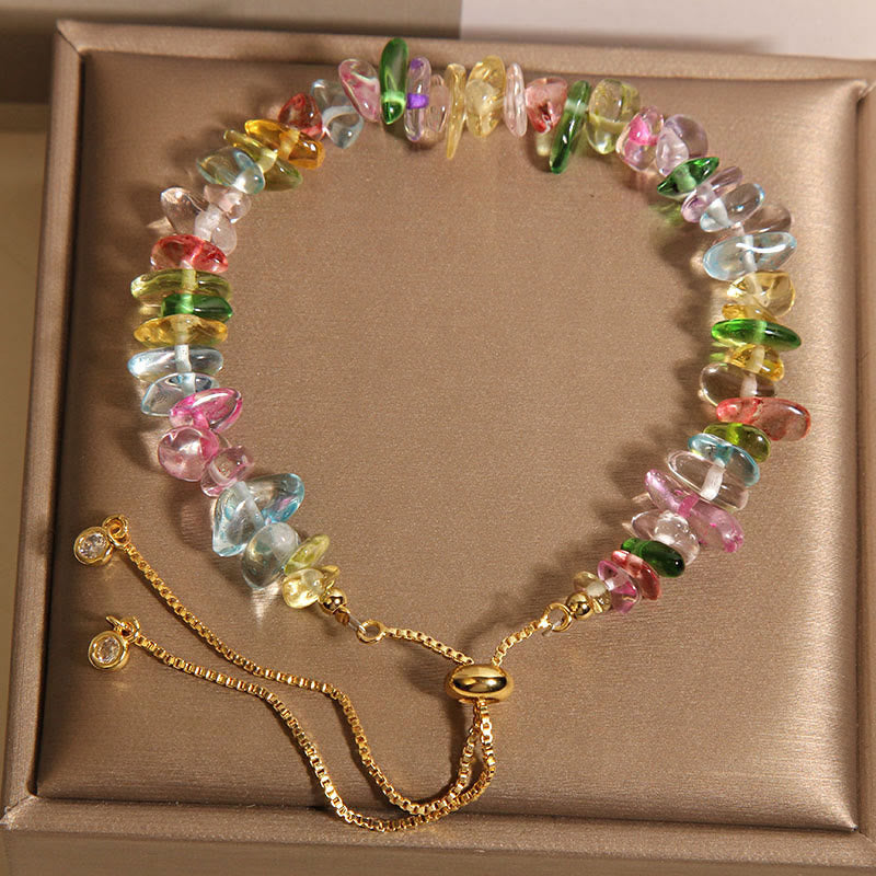 Schutzarmband aus gemischten Kristallen mit klarem Quarz und blauen Kristallen