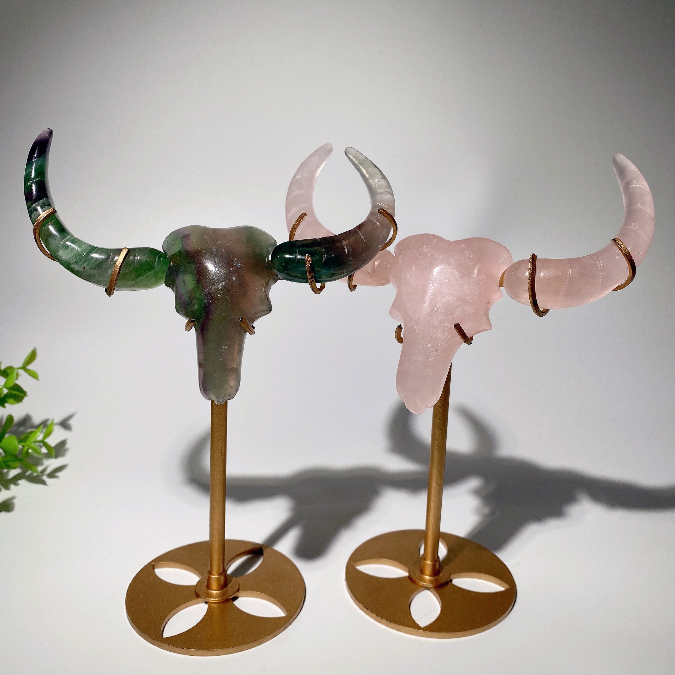 17cm Crystal Bull Head Carvings Three-Pieces Set