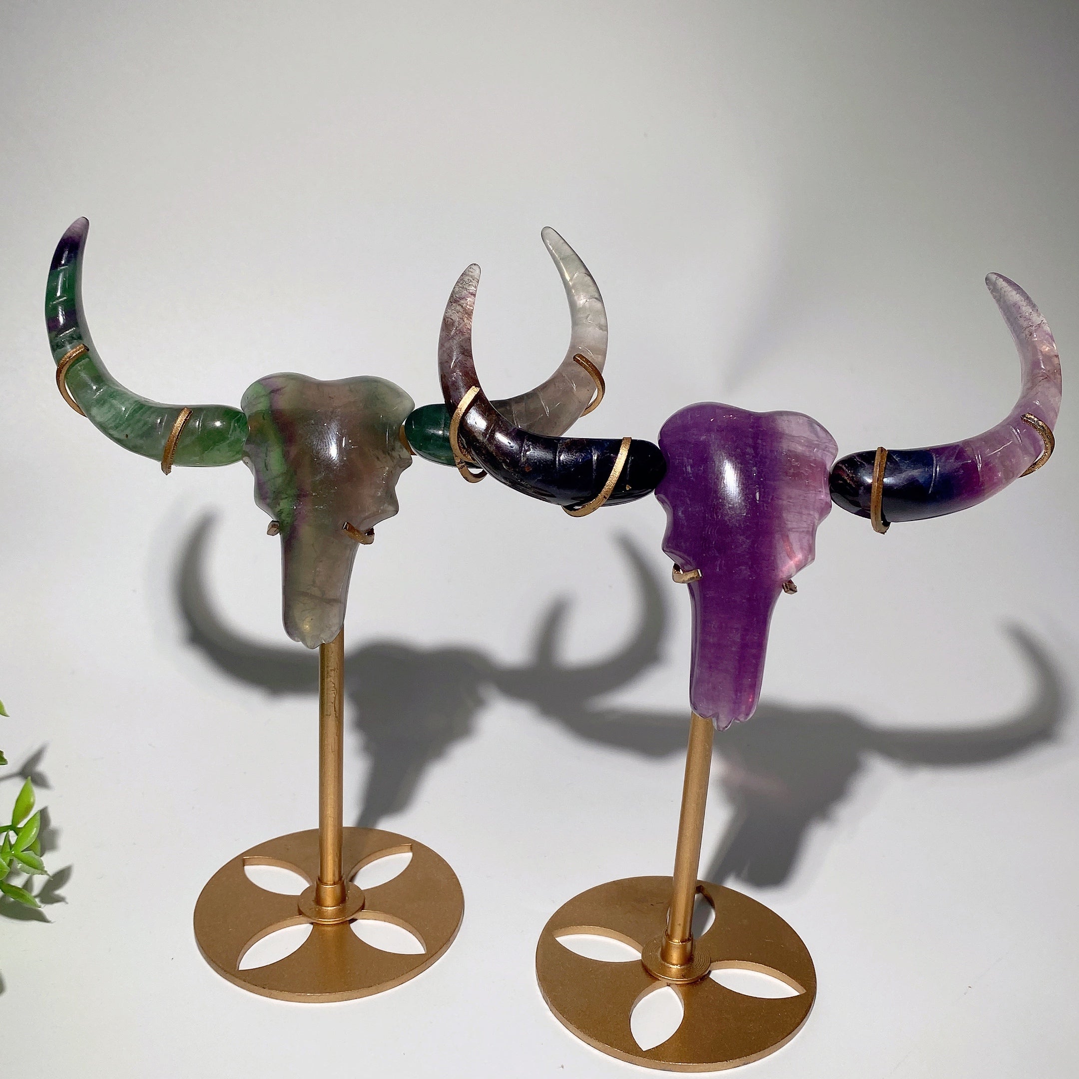 17cm Crystal Bull Head Carvings Three-Pieces Set