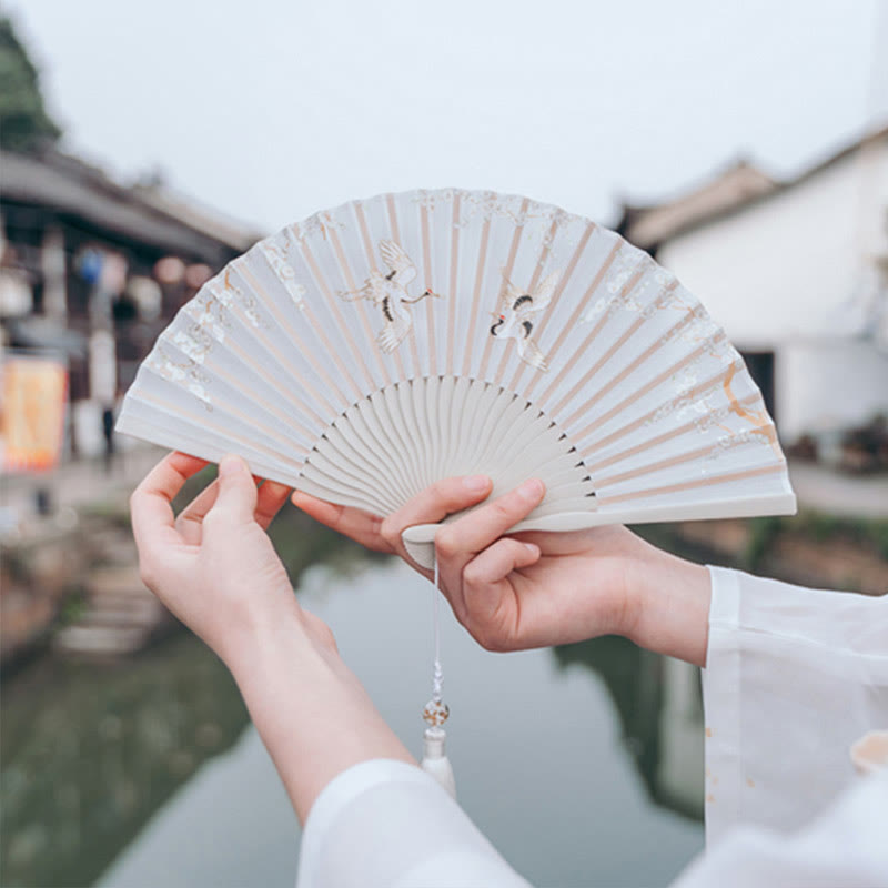 18 cm großer chinesischer Faltfächer aus Seide mit Kranich-Pflaumenblüte