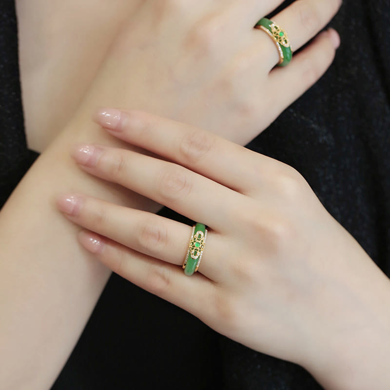 18 Karat vergoldeter grüner Chalcedon-Stärke-Unisex-Ring