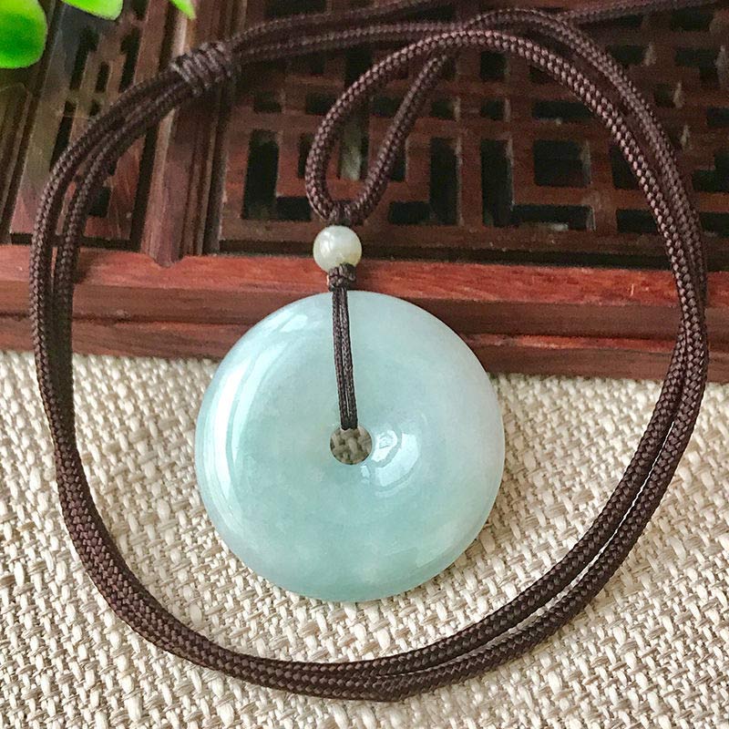 25mm Jade Pendant Necklace for Luck & Prosperity