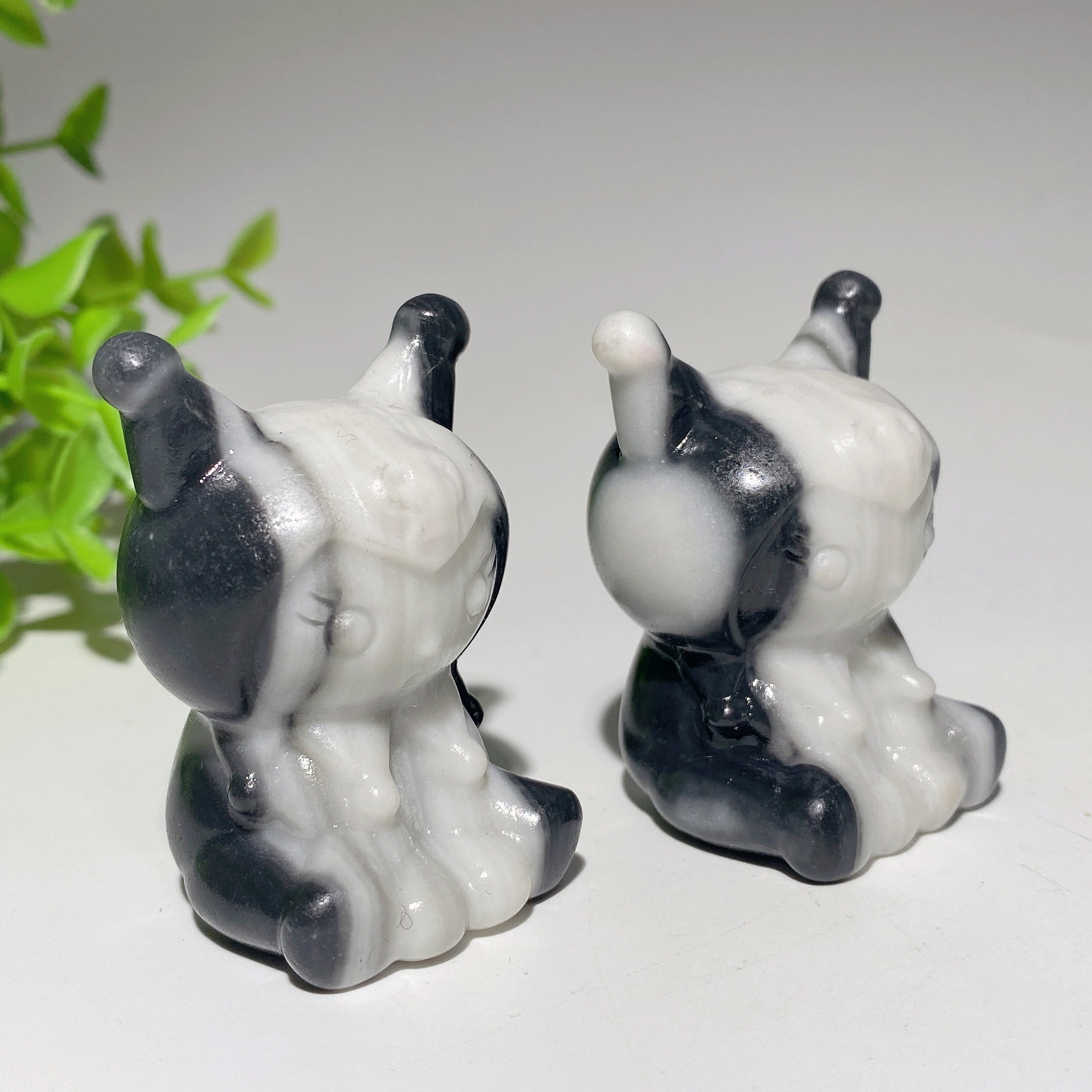 2,0 Zoll Taiji-Stein Kuromi Carving Kristall Figur