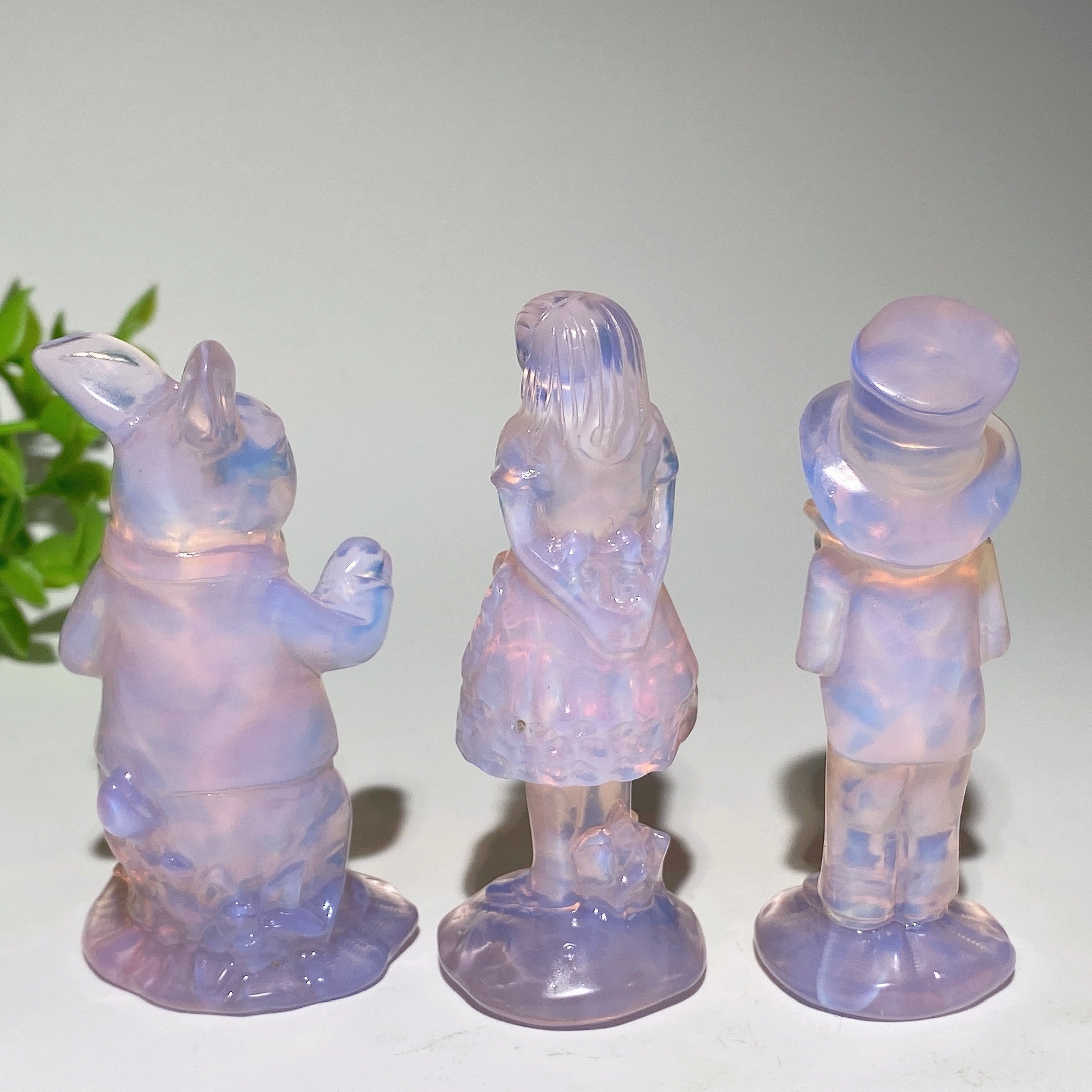 2,3–3,0 Zoll große Sammlung rosa Opalit-Kristallfiguren