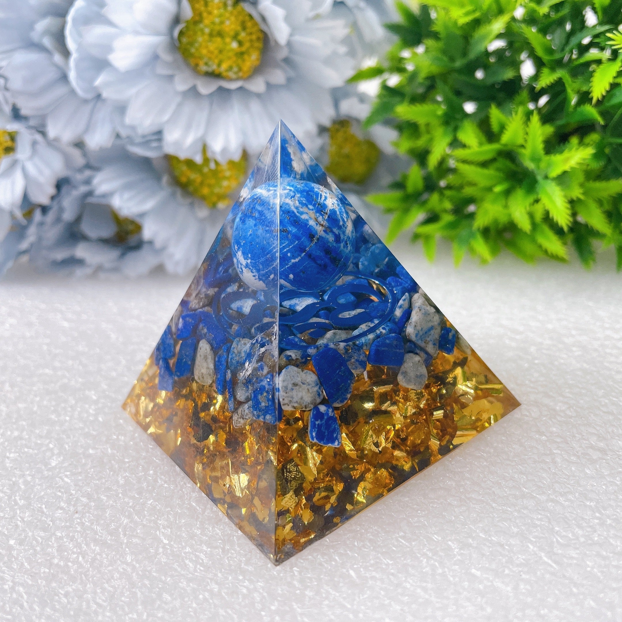 2.3 inch Crystal Pyramid Free Form for Healing Meditation