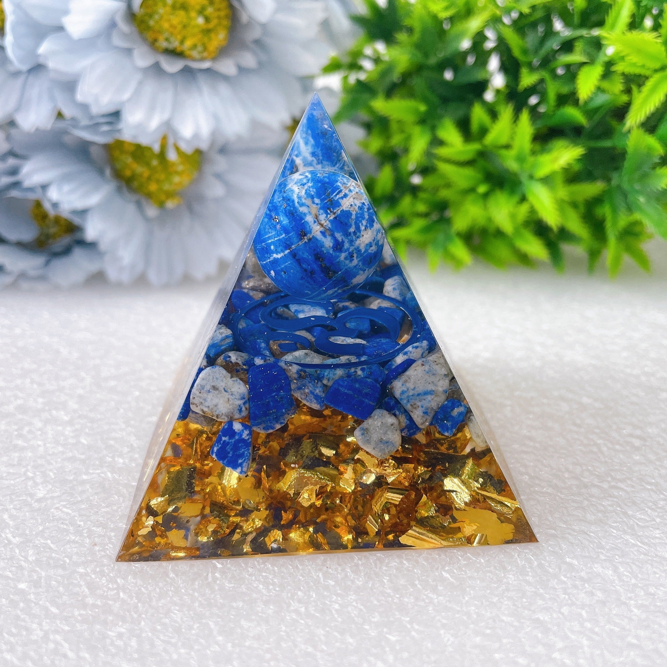 2.3 inch Crystal Pyramid Free Form for Healing Meditation