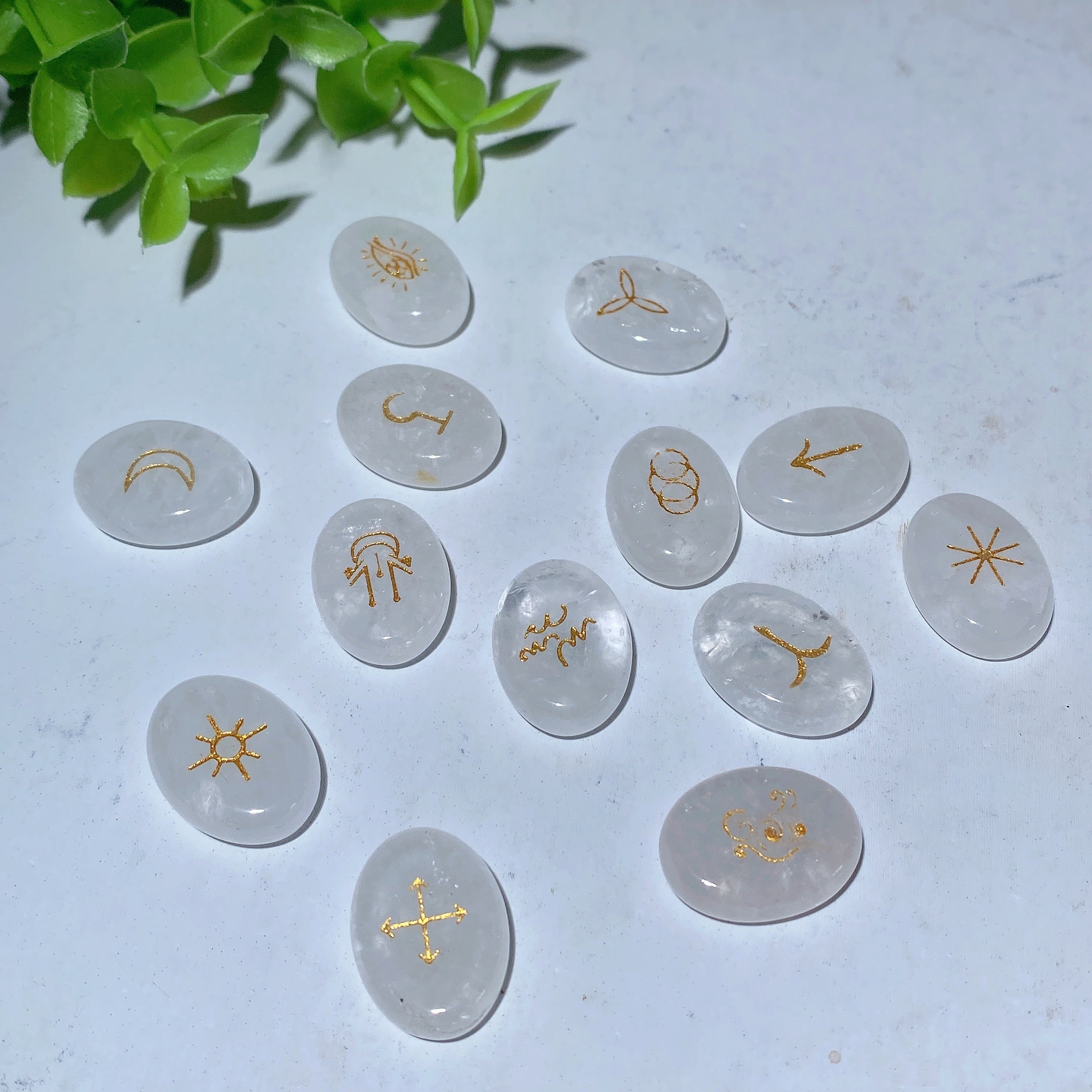 20mm Crystal Runes with Golden Printing for Healing