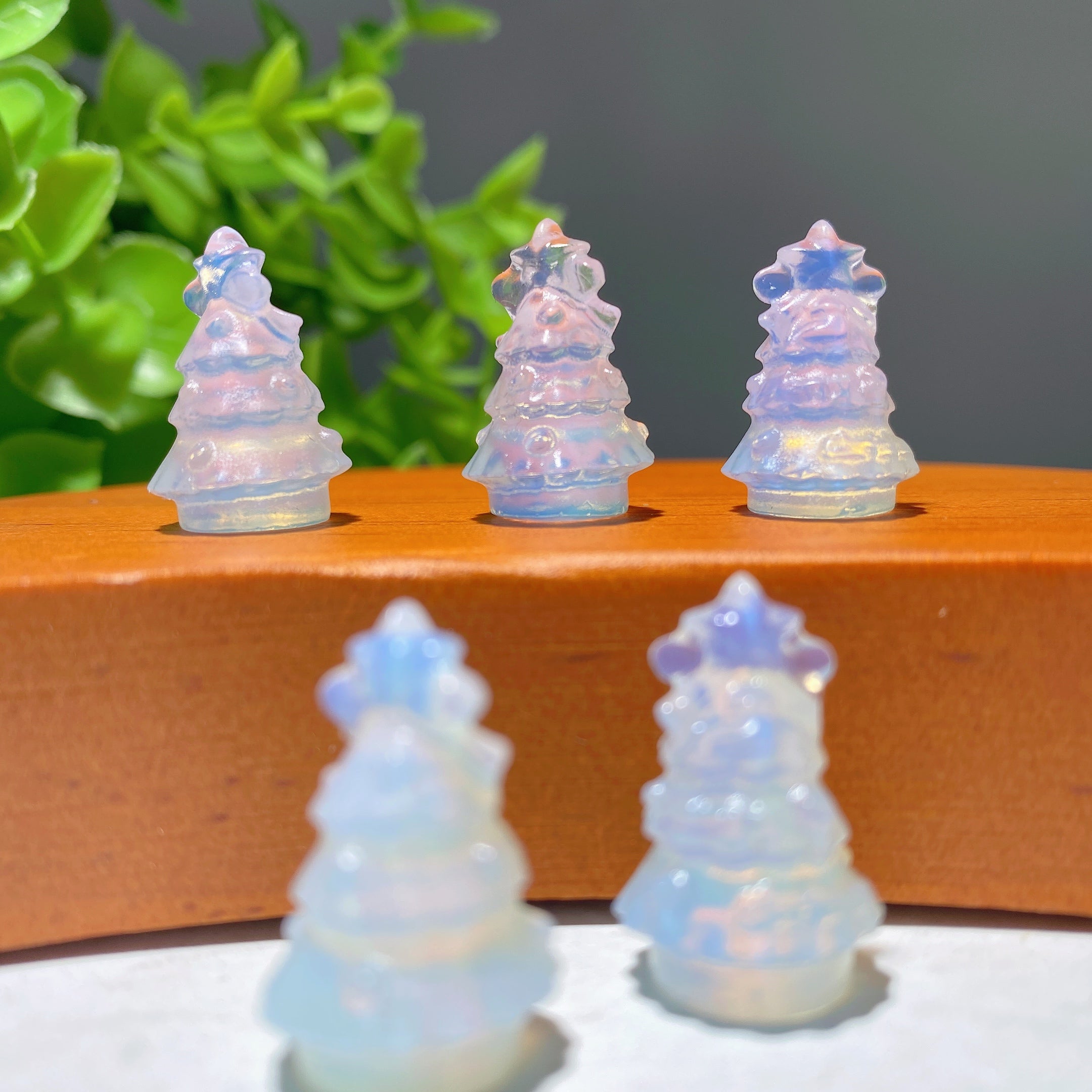 20mm Opalite Crystal Figurines for Healing and DIY Jewelry