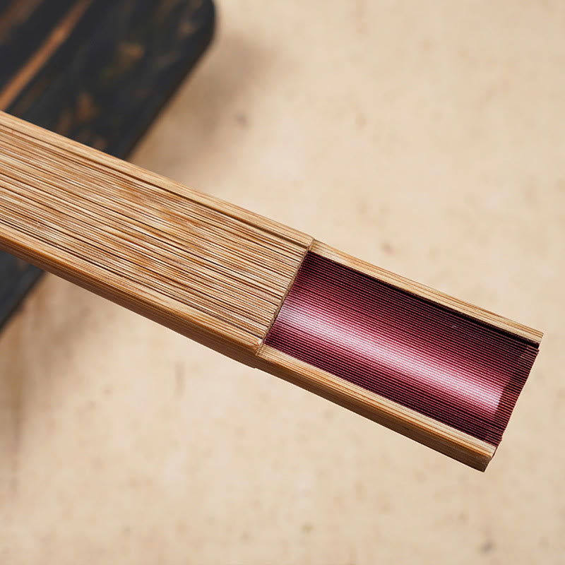 21,5 cm großer Faltfächer aus Bambus mit hohlem, graviertem Farbverlaufsdesign