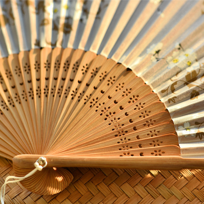 21 cm großer chinesischer Faltfächer mit Kirschblüten | Bambus &amp; Polyester