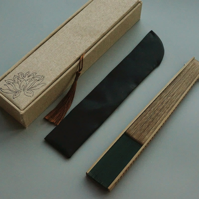 22 cm dunkelgrüner chinesischer faltbarer Handfächer aus Bambusseide