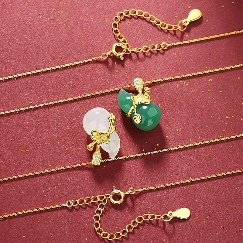 Unisex Cyan Jade Lotus Leaf Abundance Necklace