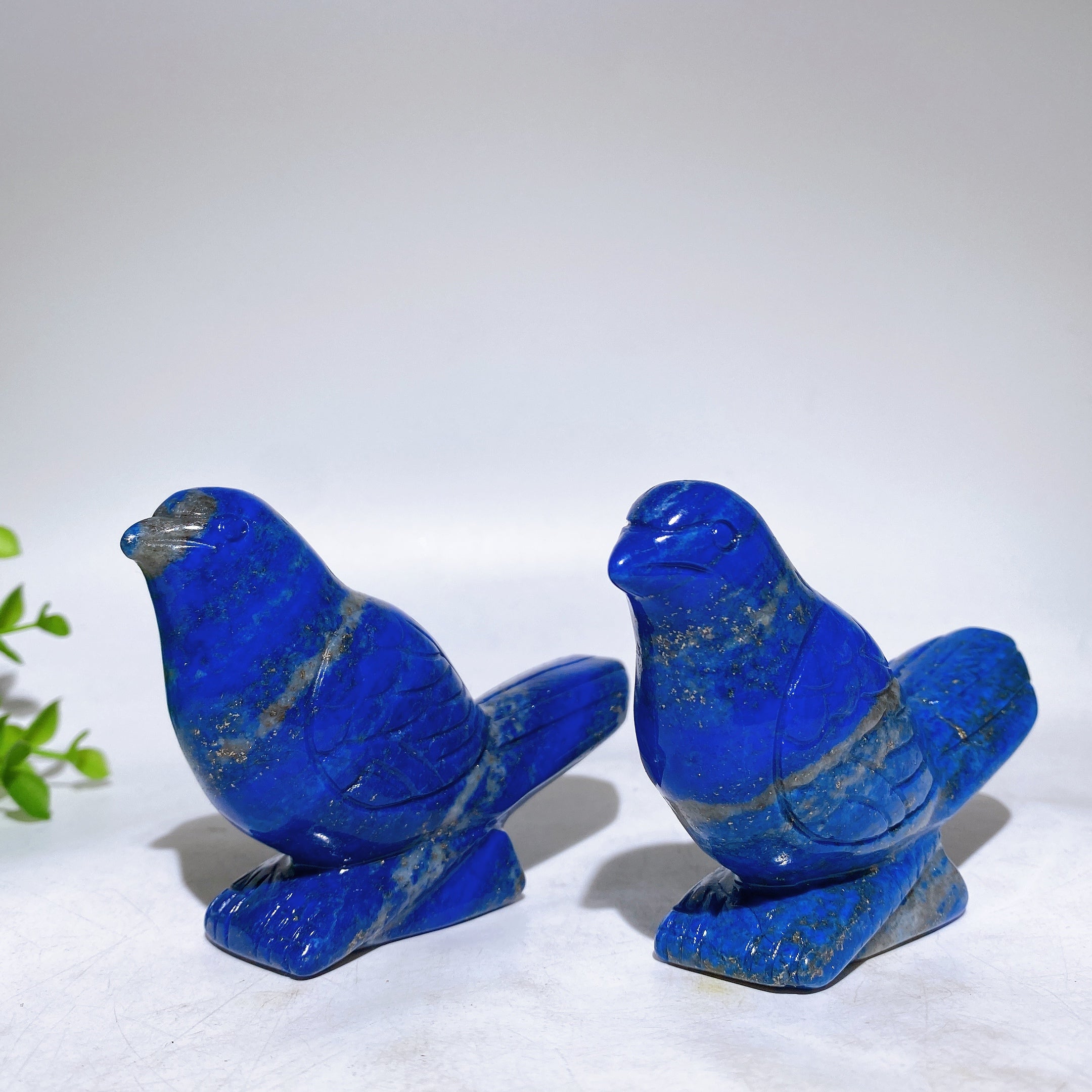 3,7 Zoll Lapislazuli-Vogel-Kristallfigur zur Heilung
