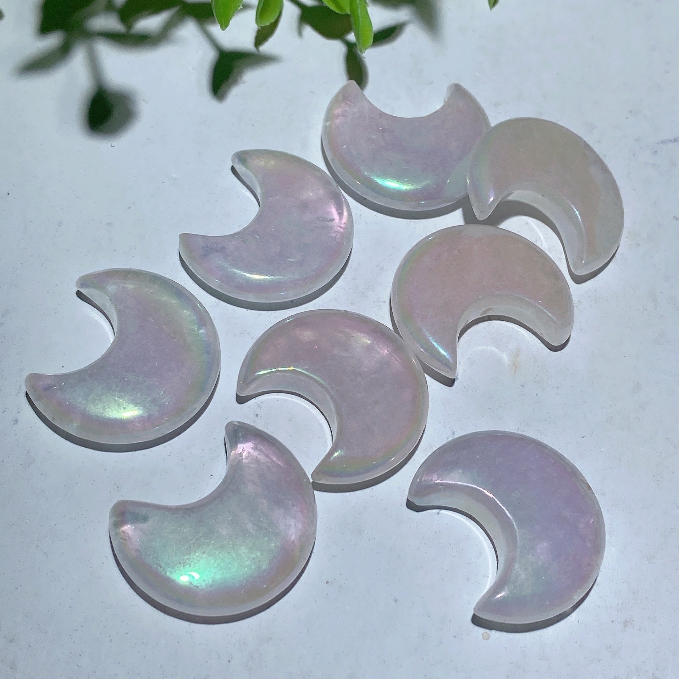 30 mm Aura-Kristall-Mond-Heilschnitzerei