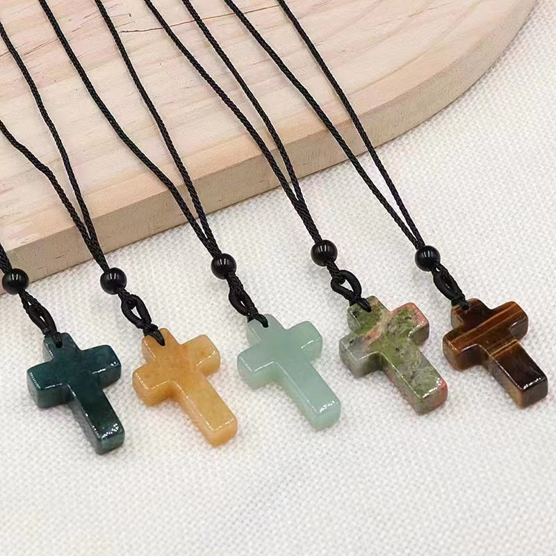 30 mm großer Heilanhänger mit Kreuz aus gemischten Kristallen