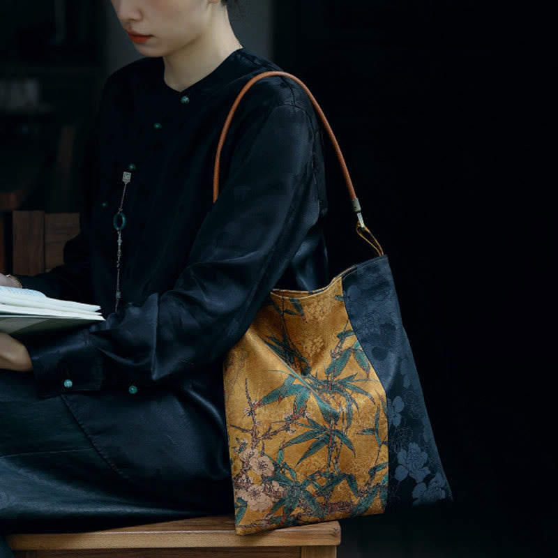 33 cm große Umhängetasche mit Schnalle im Motiv „Spiritual Bamboo Leaves“