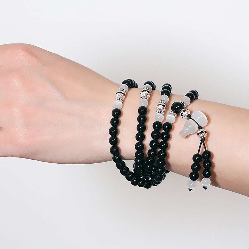 6mm Black Onyx and Clear Quartz Meditation Bracelet